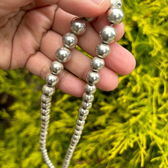 Tiffany & Co. Sterling Silver Graduated Bead Necklace - Picture 11 of 15